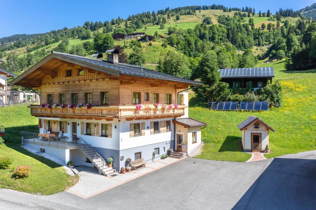 Ferienwohnung Obertaxinghof Saalbach-Hinterglemm Exterior foto